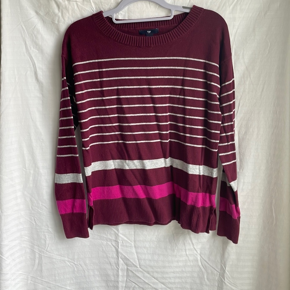 Gap Striped Sweater Size S EUC